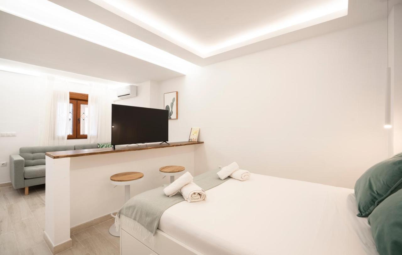 Estudio Tranquilo A Un Paso De La Vibrante Malaga Apartamento Benalmádena